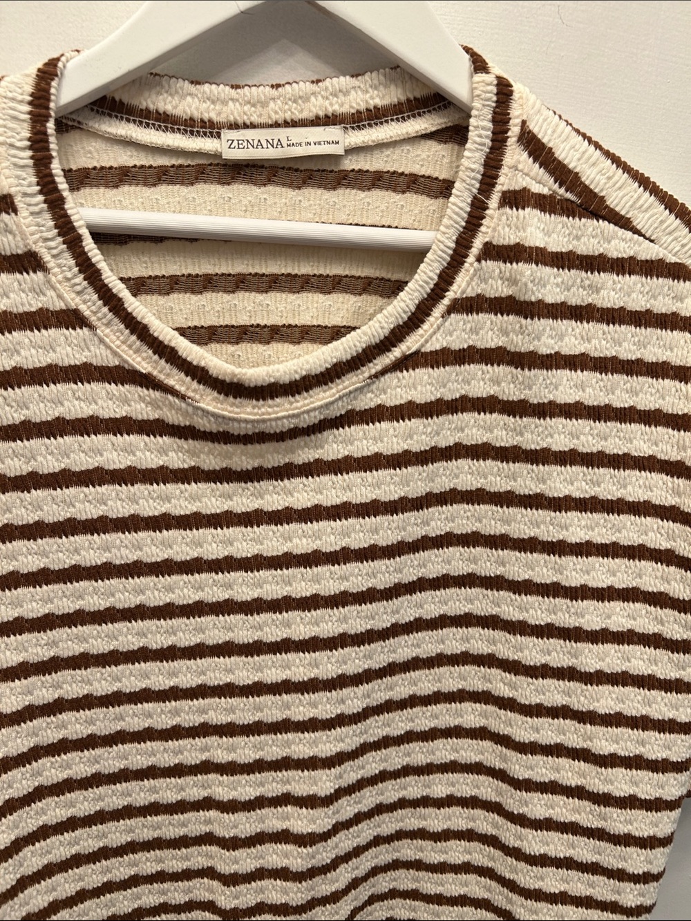 Striped Short Set .Knit Top and Matching Shots in Cream and Brown Never Worn - Picture 6 of 10